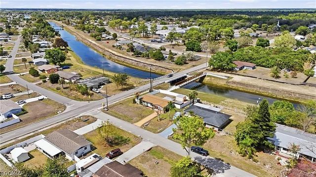 401 E Jasmine RD, Lehigh Acres, FL 33936