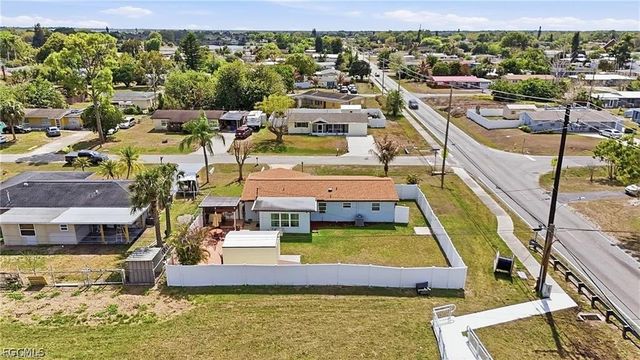 401 E Jasmine RD, Lehigh Acres, FL 33936