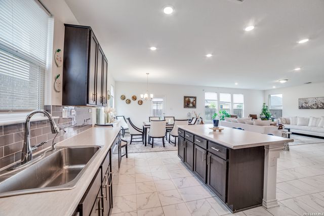 11315 Asaret, San Antonio, TX 78245