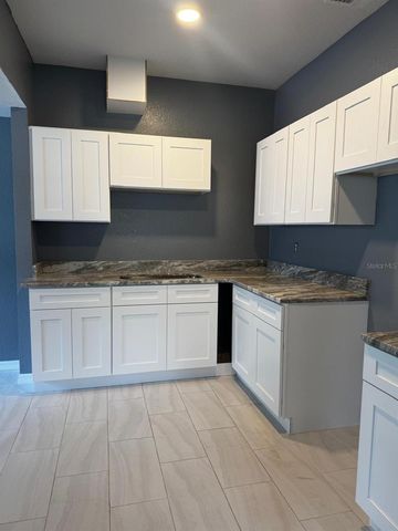 711 AVENUE E NE WINTER, Winter Haven, FL 33881