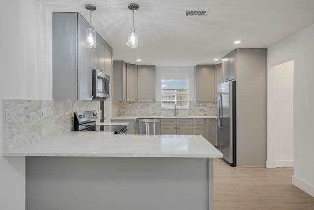 4142 Kirkland Lane, Lake Worth, FL 33461