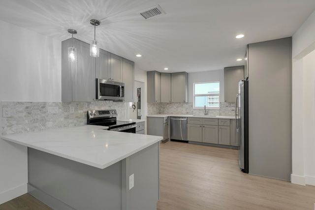 4142 Kirkland Lane, Lake Worth, FL 33461