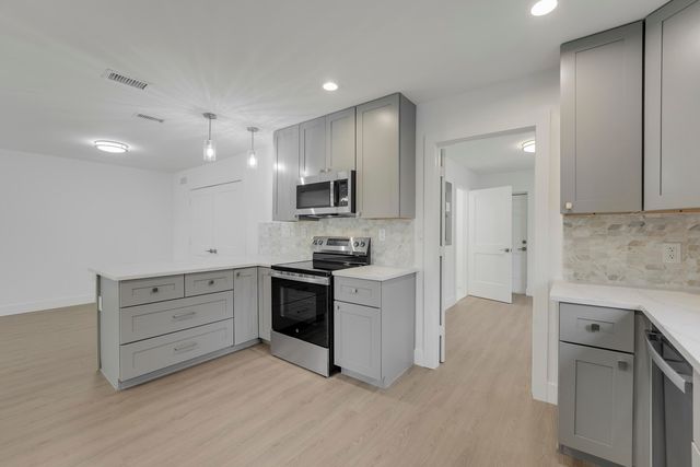 4142 Kirkland Lane, Lake Worth, FL 33461