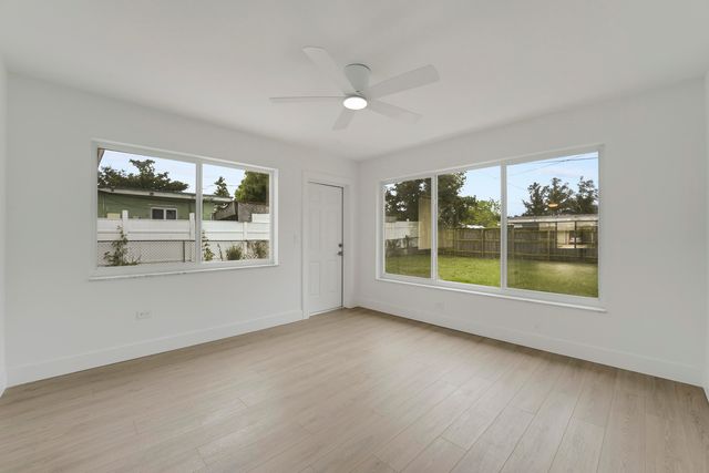 4142 Kirkland Lane, Lake Worth, FL 33461