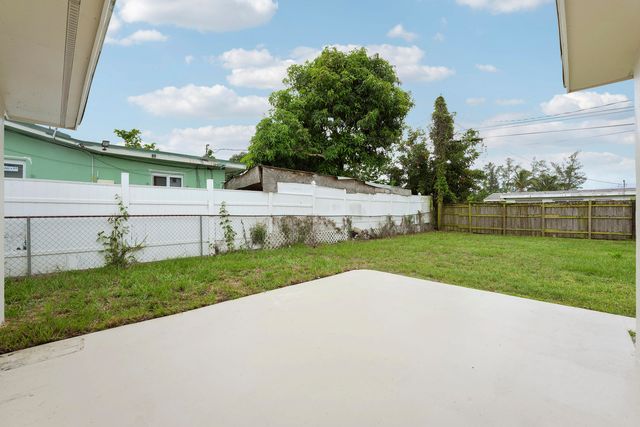4142 Kirkland Lane, Lake Worth, FL 33461