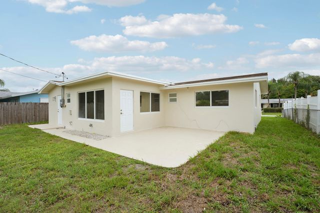 4142 Kirkland Lane, Lake Worth, FL 33461