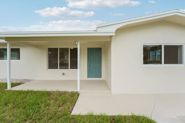 4142 Kirkland Lane, Lake Worth, FL 33461