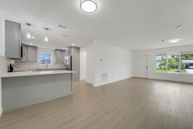 4142 Kirkland Lane, Lake Worth, FL 33461
