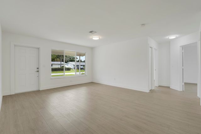 4142 Kirkland Lane, Lake Worth, FL 33461