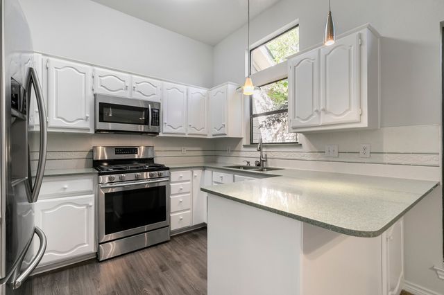 742 Monique, Cedar Hill, TX 75104