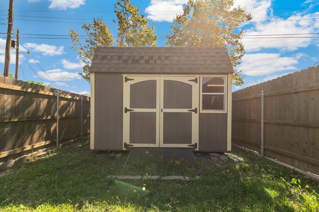 742 Monique, Cedar Hill, TX 75104