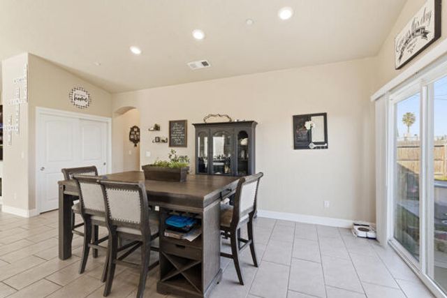 1150 Fire Fall Avenue, Lemoore, CA 93245