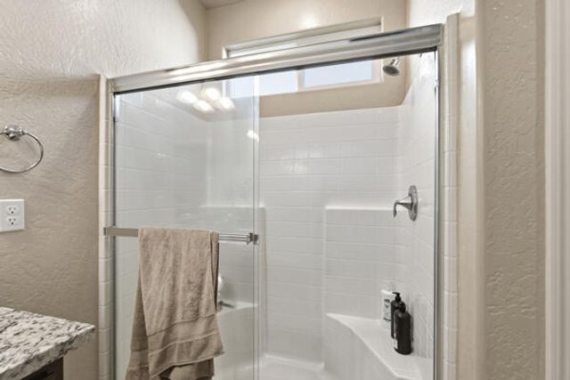 1150 Fire Fall Avenue, Lemoore, CA 93245