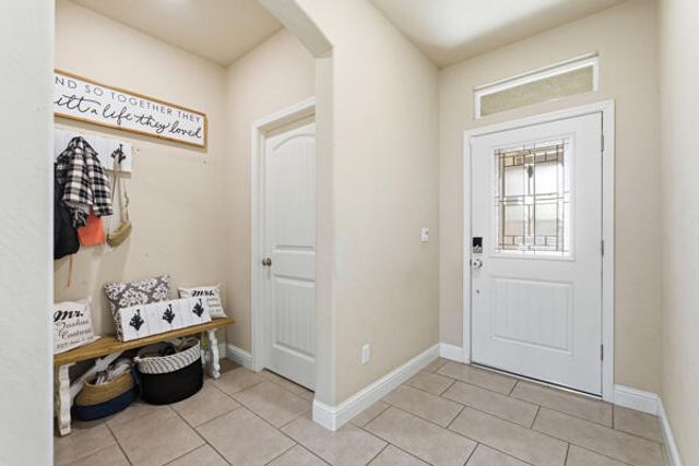 1150 Fire Fall Avenue, Lemoore, CA 93245