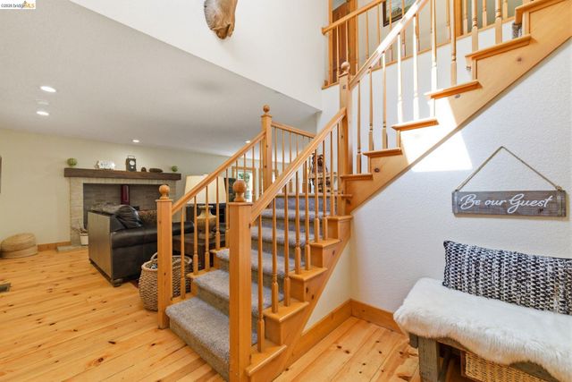 23820 Pine Lake Dr, Twain Harte, CA 95383