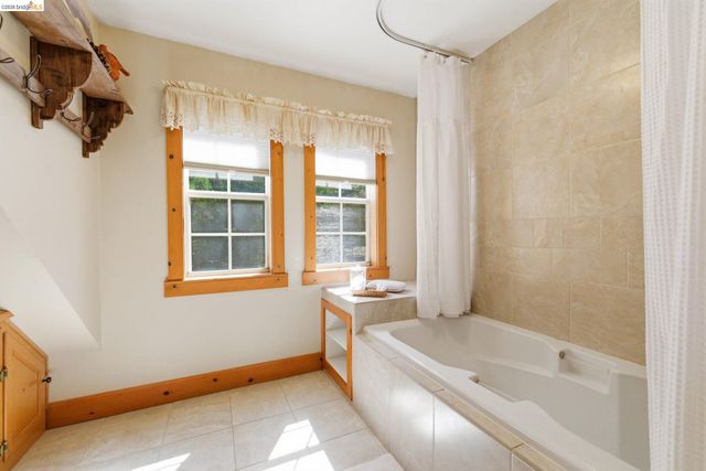 23820 Pine Lake Dr, Twain Harte, CA 95383