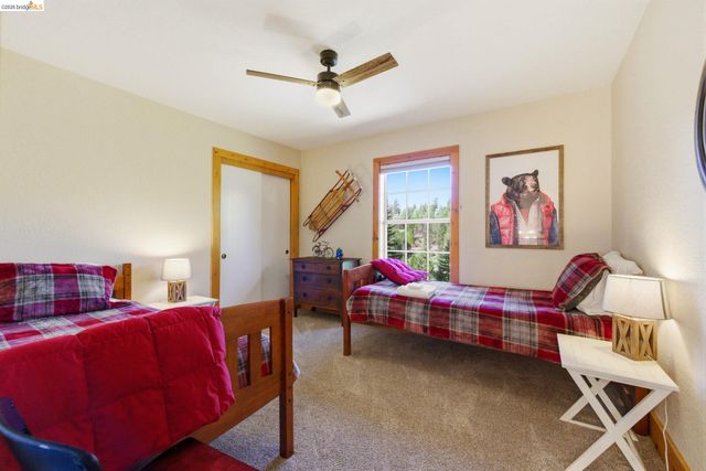 23820 Pine Lake Dr, Twain Harte, CA 95383