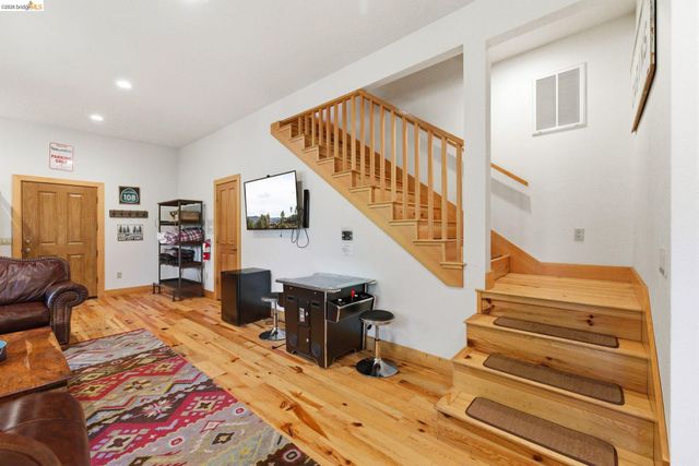 23820 Pine Lake Dr, Twain Harte, CA 95383