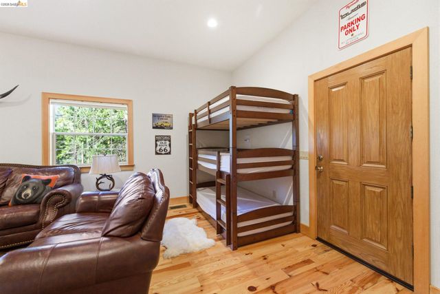 23820 Pine Lake Dr, Twain Harte, CA 95383