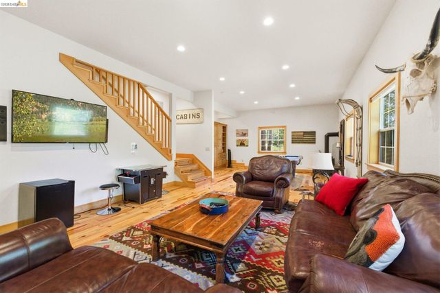 23820 Pine Lake Dr, Twain Harte, CA 95383