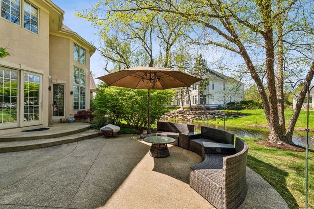 1745 Sundrop Circle, Highland Park, IL 60035