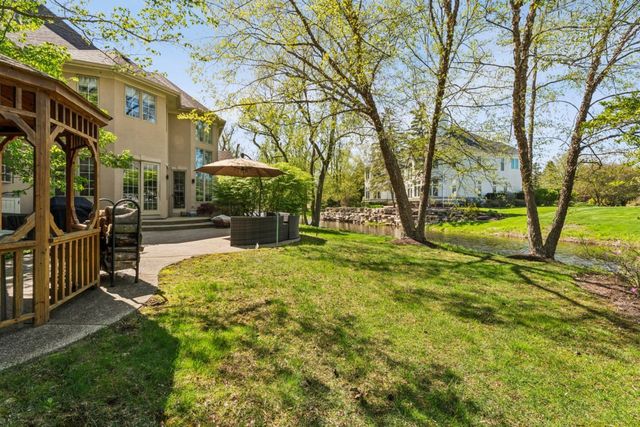 1745 Sundrop Circle, Highland Park, IL 60035