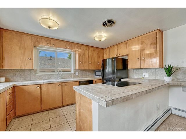 2280 Newland St, Edgewater, CO 80214