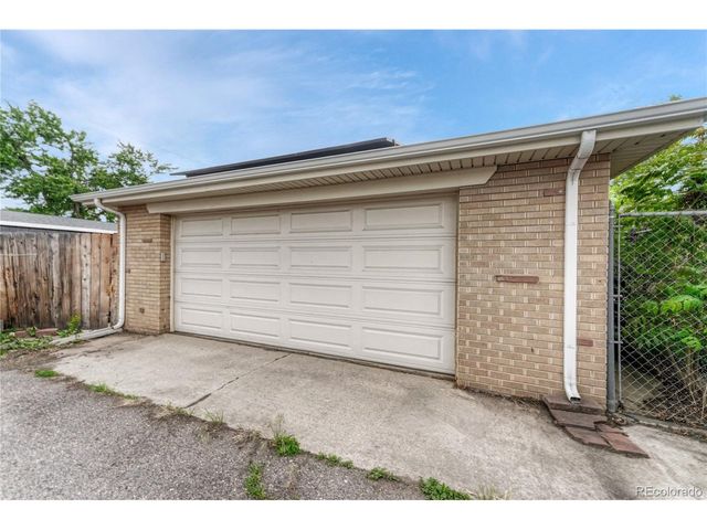 2280 Newland St, Edgewater, CO 80214
