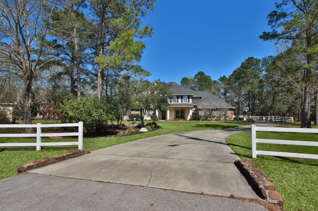 12210 Hallowed Oaks, Magnolia, TX 77354