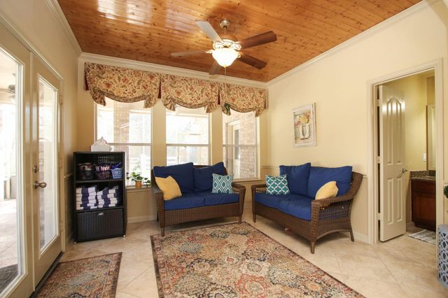 12210 Hallowed Oaks, Magnolia, TX 77354