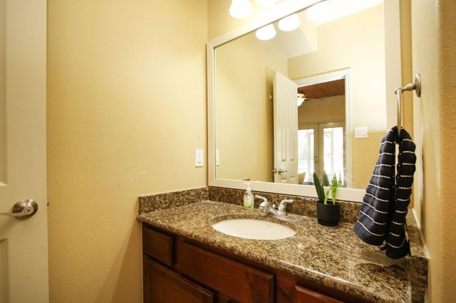 12210 Hallowed Oaks, Magnolia, TX 77354