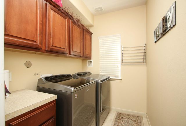 12210 Hallowed Oaks, Magnolia, TX 77354