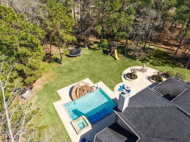 12210 Hallowed Oaks, Magnolia, TX 77354