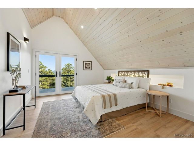 31 Wild Tiger Ln, Boulder, CO 80302