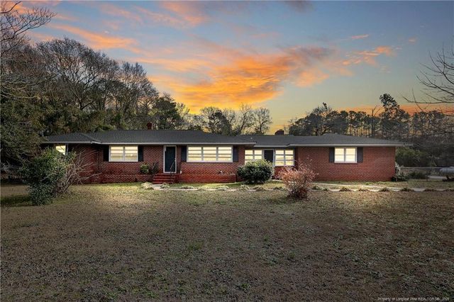6019 S US Highway 301 Highway S, Hope Mills, NC 28348