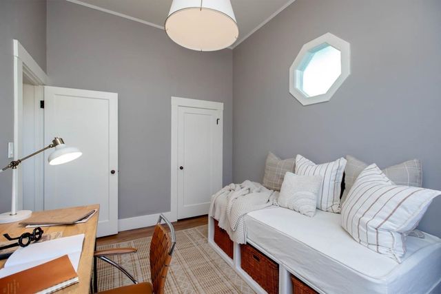 1427 Bay St, Alameda, CA 94501