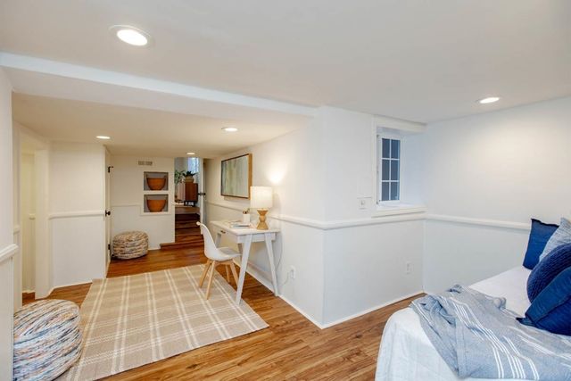 1427 Bay St, Alameda, CA 94501