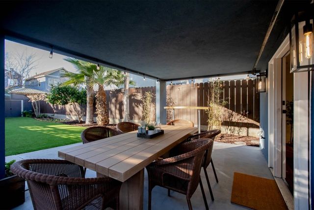 1427 Bay St, Alameda, CA 94501