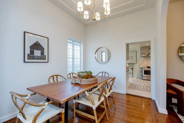 1427 Bay St, Alameda, CA 94501