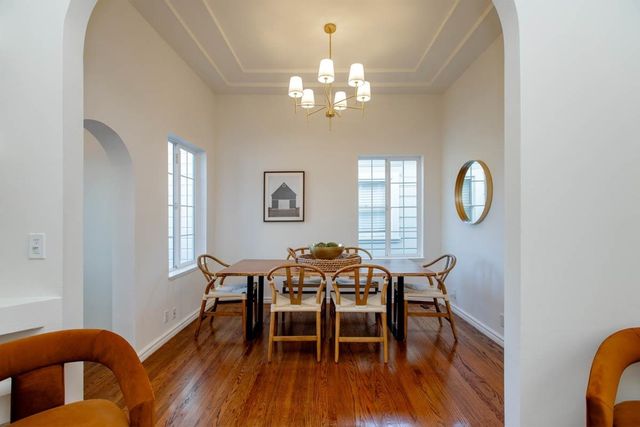 1427 Bay St, Alameda, CA 94501