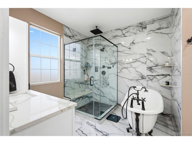 59601 E 56th Ave, Strasburg, CO 80136