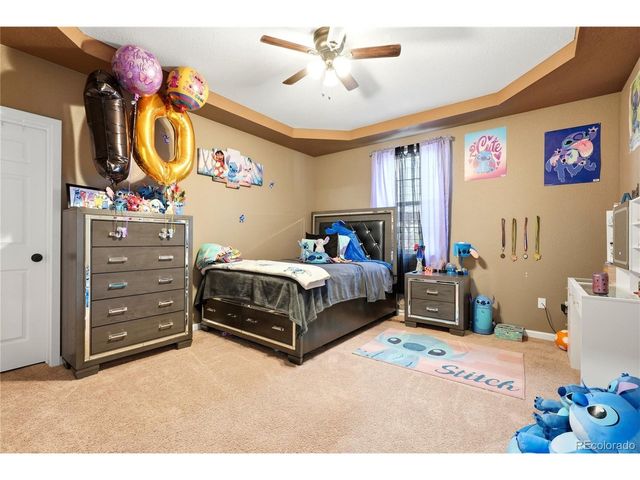 59601 E 56th Ave, Strasburg, CO 80136