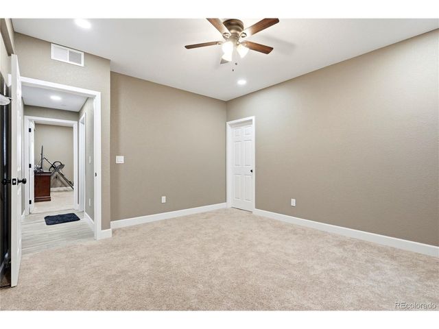 59601 E 56th Ave, Strasburg, CO 80136