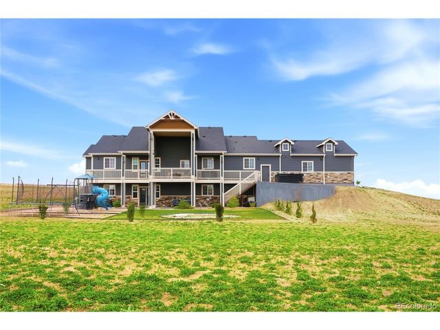 59601 E 56th Ave, Strasburg, CO 80136