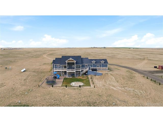 59601 E 56th Ave, Strasburg, CO 80136