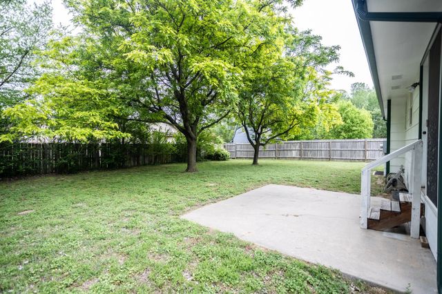 2613 W 44th St S, Wichita, KS 67217