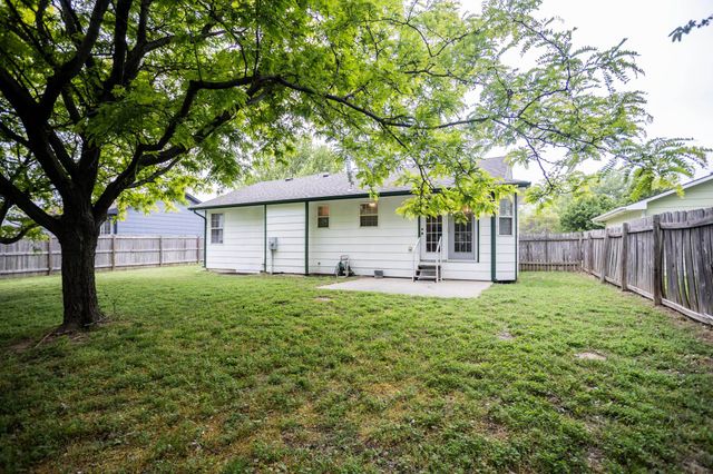 2613 W 44th St S, Wichita, KS 67217