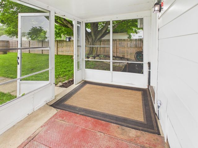 7947 E State Route 41 7947 E State Route 41, Troy, OH 45373