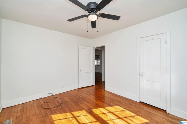 621 VALLEY ROAD, Fairfield, AL 35064