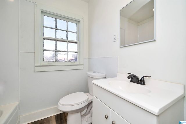 621 VALLEY ROAD, Fairfield, AL 35064